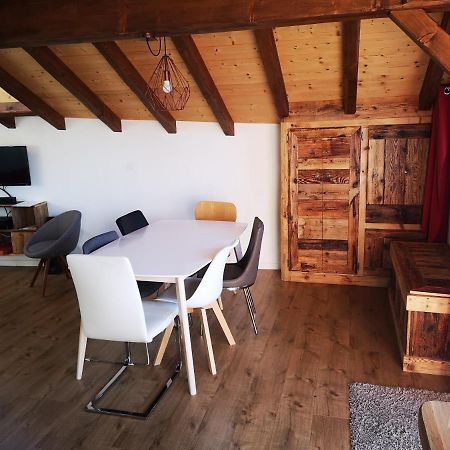 Petit Chalet Vieux Bois Bozel Εξωτερικό φωτογραφία