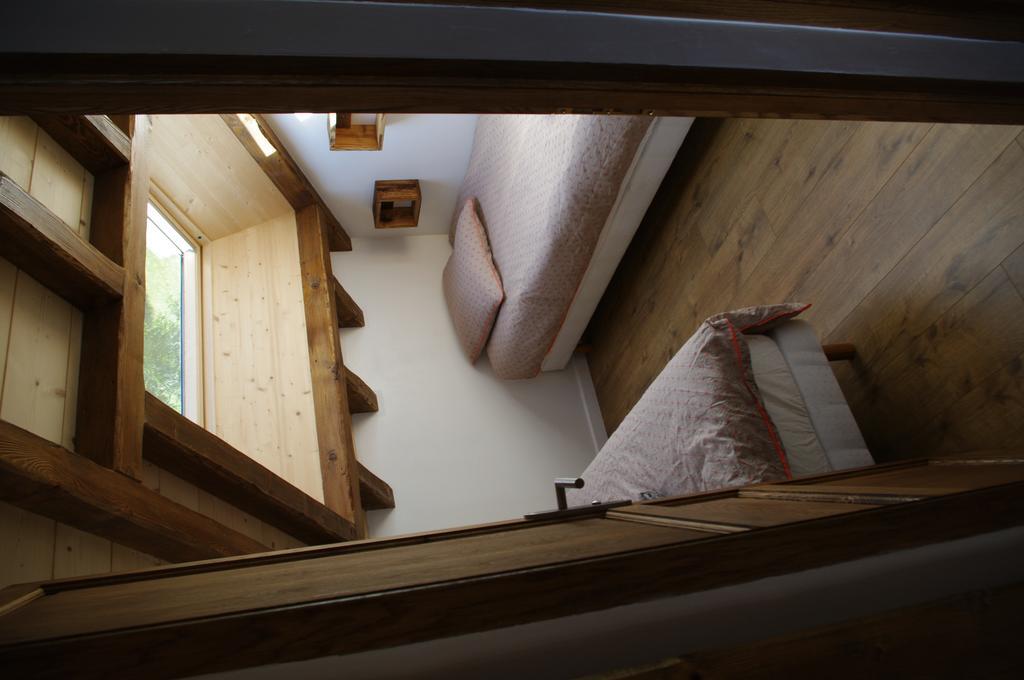 Petit Chalet Vieux Bois Bozel Εξωτερικό φωτογραφία